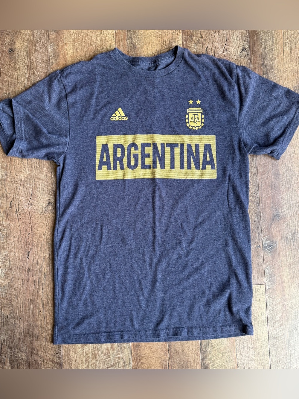 Adidas Men’s Argentina National Soccer World Cup Short Sleeve T-Shirt Small